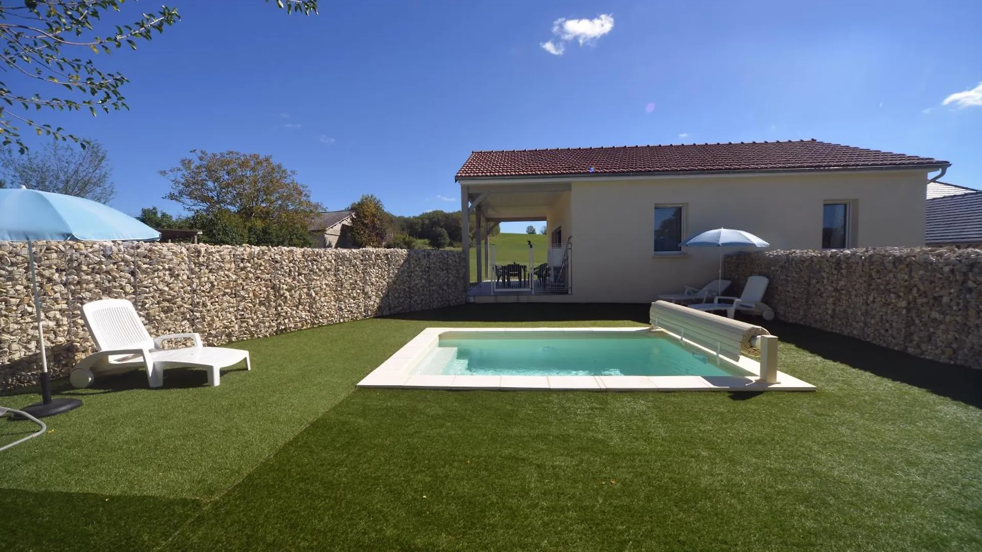 Gite D&D Avec Piscine Privative Martel Holiday home